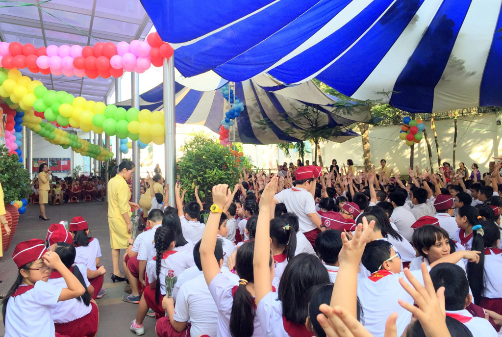 “English Singing Contest” – TIẾNG HÁT TRI ÂN THẦY CÔ 